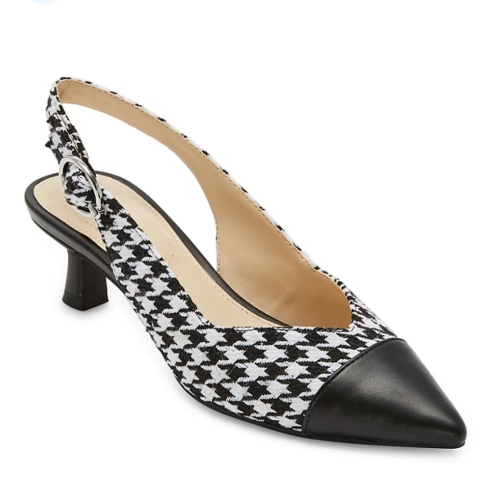Kitten heels